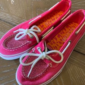 🥳 BOGO Girls Sperry Top-Siders